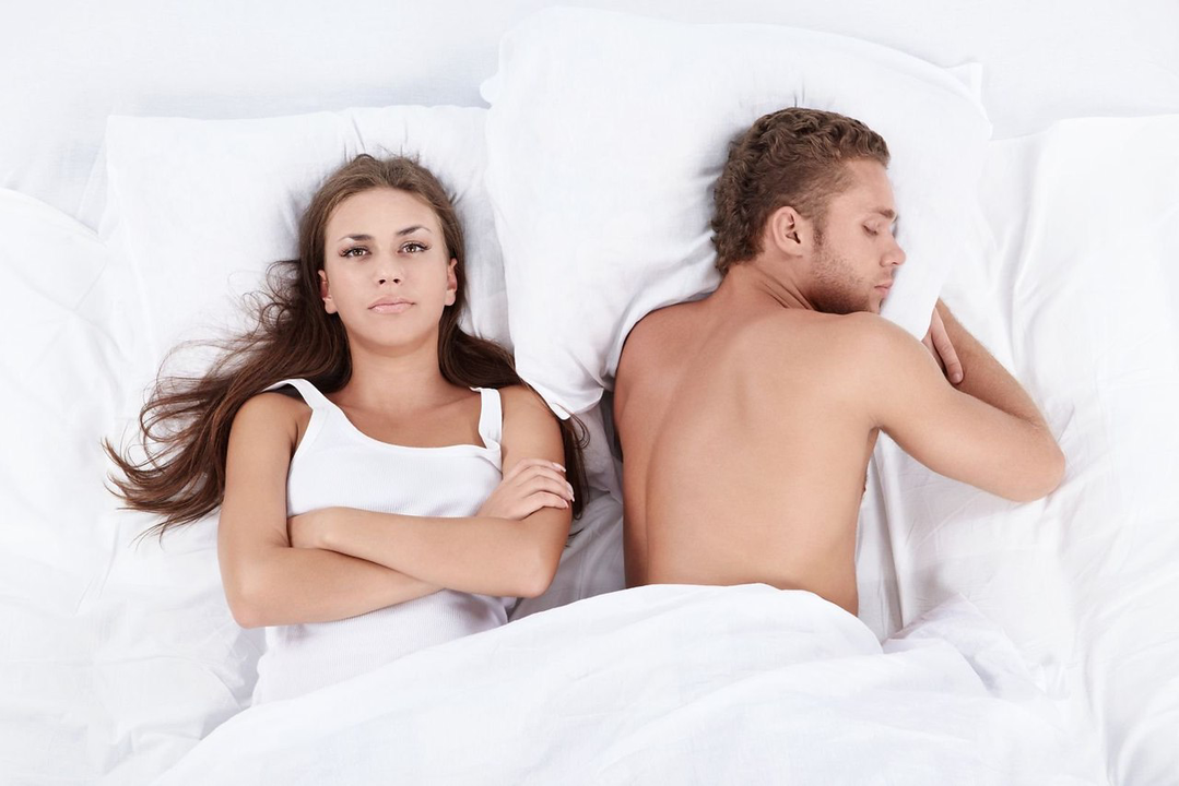 After the age of 40, male sexual desire begins to decline, affecting intimate life. 